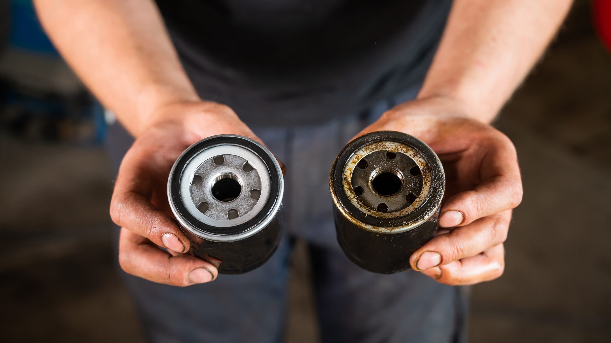 Paraná recicla 1,3 milhão de filtros usados do óleo lubrificante automotivo em 2025 Filtro de óleo automotivo antes e após o uso.